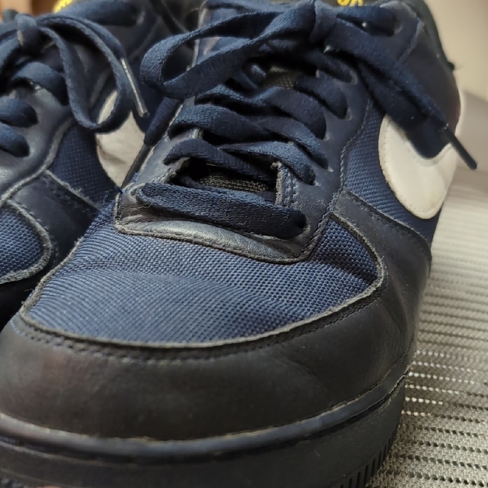 Nike Air Force 1 Low Gore-Tex Navy Obsidian - Picture 4 of 9